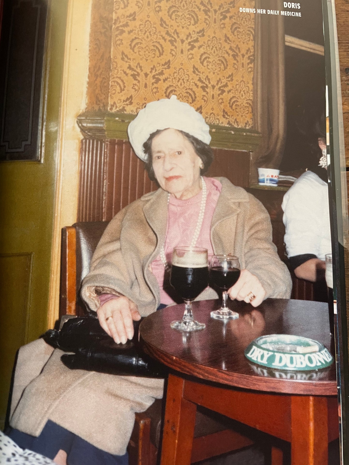 JONES, Ray Roughier. 3000 Hangovers Later. Photos of the Warwick Castle and Portobello in the 1980s.