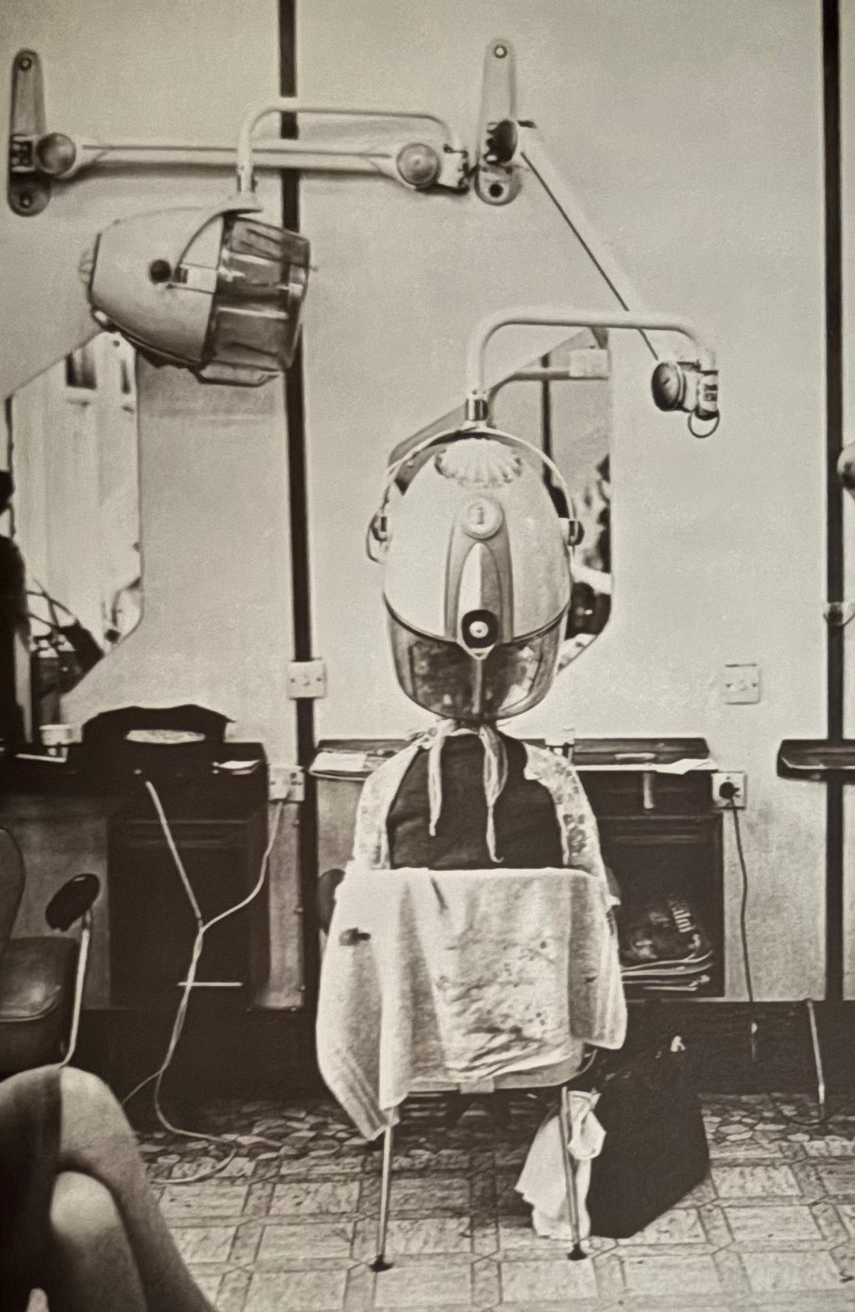 McCORMICK, Ron. New British Image.