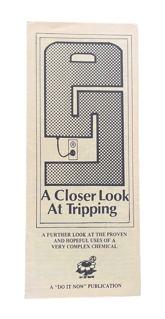 AXTON, Joe E.  A Closer Look at Tripping.