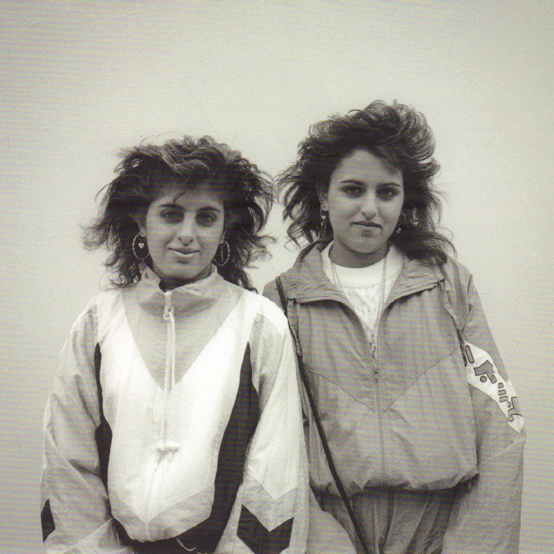 SHAFRAN, Nigel. Teenage Precinct Shoppers.