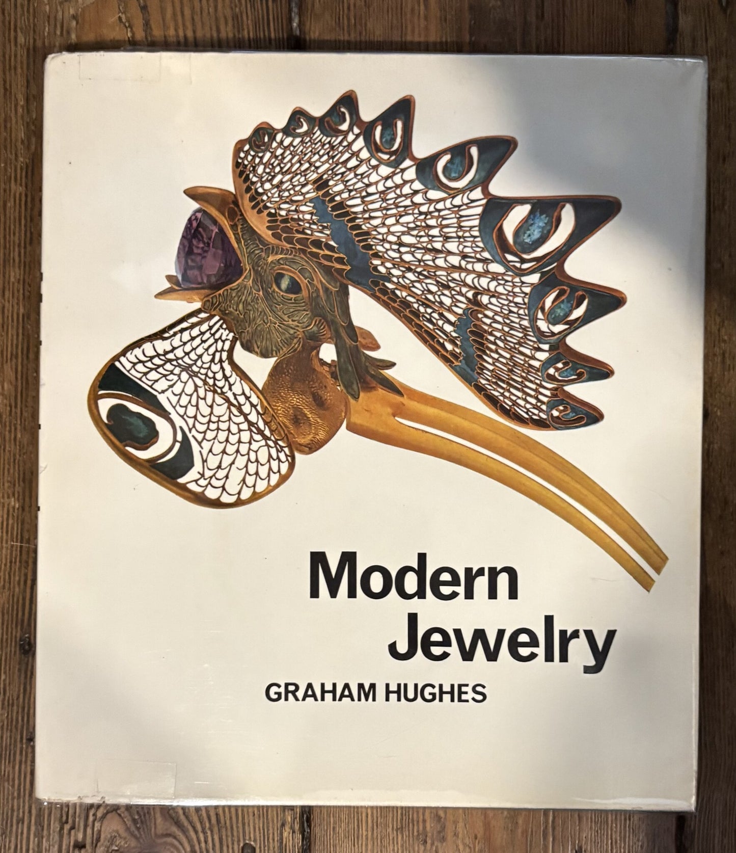 HUGHES, Graham.  Modern Jewelry: An International Survey 1890-1967.