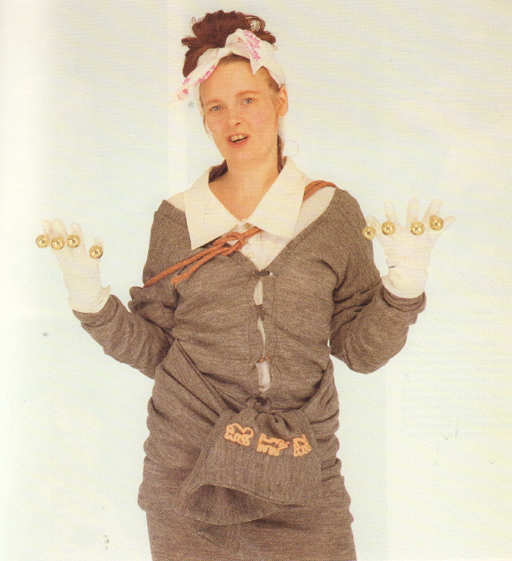 McDERMOTT, Catherine. Street Style: British Design in the 80s.