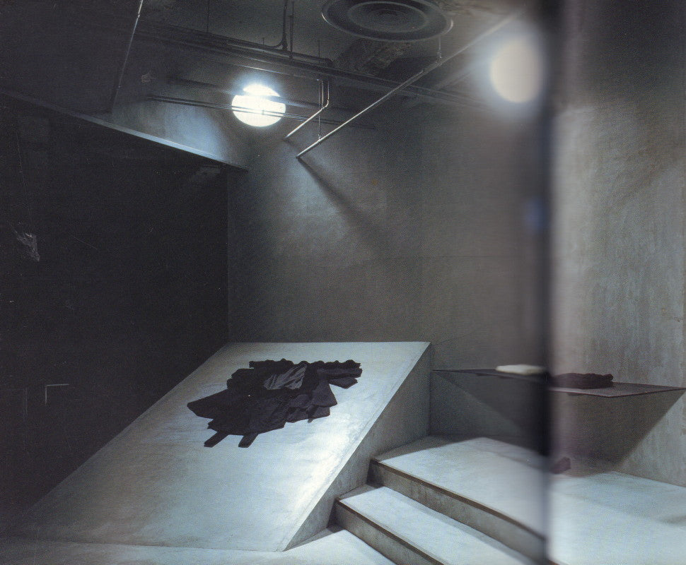 SUDJIC, Deyan. Rei Kawakubo and Comme des Garcons.